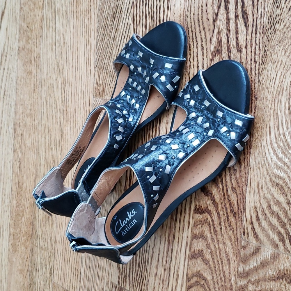(6.5M) Clarks Artisan Embellished Leather Upper Low Wedge Sandals Comfortable